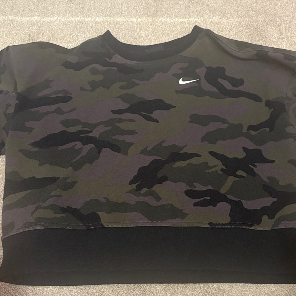 Nike Green and Black Camo Sweatshirt